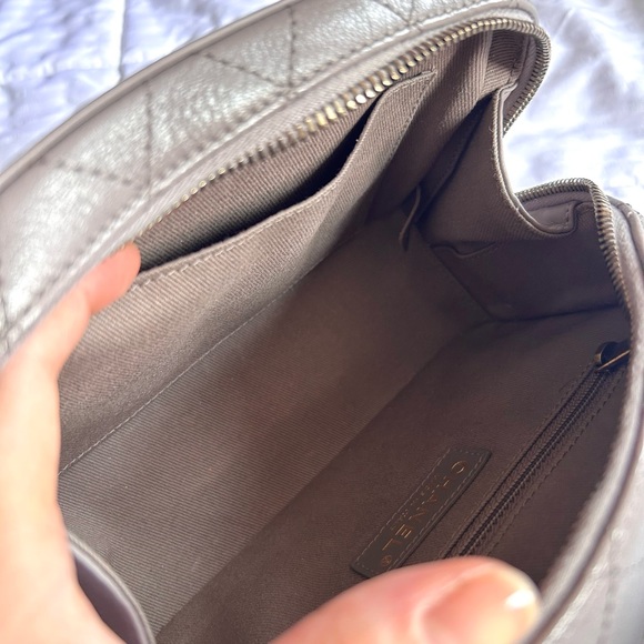 Chanel Coco Curve Vanity Case - Picture 11 of 12